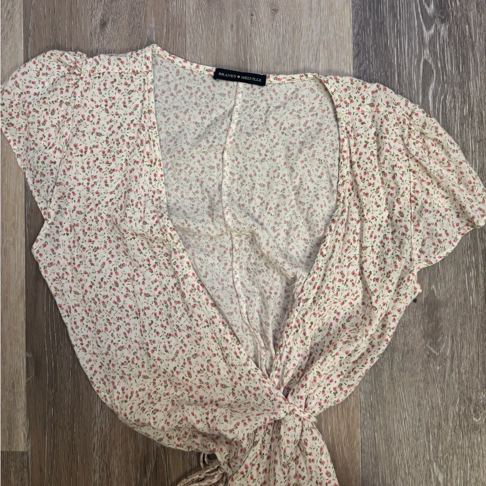 Brandy Melville White Mini Dress Chic and Timeless - Picture 3 of 4